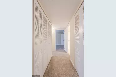 6615 Lake Shore Drive S #902, Richfield, MN 55423 - Photo 16