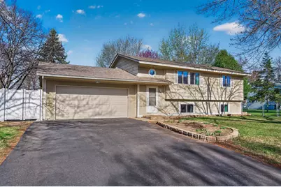 11511 Idaho Avenue N, Champlin, MN 55316 - Photo 1