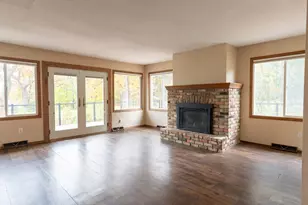 11551 278th St, Chisago City, MN 55013 - Photo 18