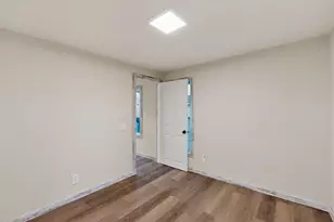 401 9th Ave NE, Rochester, MN 55906 - Photo 16