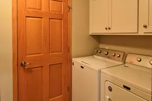 190 Highlands Cir, Zumbrota, MN 55992 - Photo 10