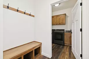 16340 Gladiola Ave W, Lakeville, MN 55068 - Photo 4