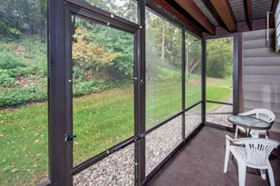 7401 W 101st St, Bloomington, MN 55438 - Photo 20