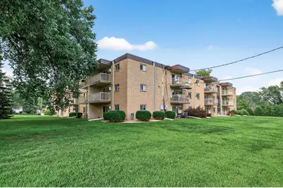 3153 Old Highway 8 #304, Roseville, MN 55418 - Photo 26