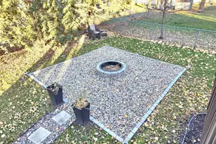 208 Holly Ln, Janesville, MN 56048 - Photo 8