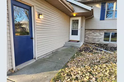 208 Holly Lane, Janesville, MN 56048 - Photo 4