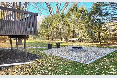 208 Holly Lane, Janesville, MN 56048 - Photo 6