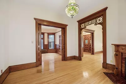 957 Ashland Avenue, Saint Paul, MN 55104 - Photo 4