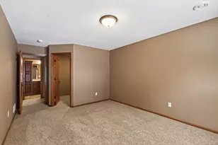 674 Jutland Ave, Shakopee, MN 55379 - Photo 34