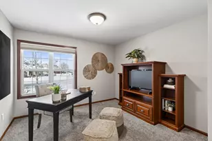 674 Jutland Ave, Shakopee, MN 55379 - Photo 24