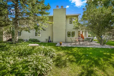 408 21st Street SE, Willmar, MN 56201 - Photo 2