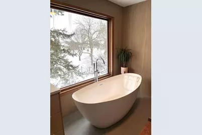 408 21st Street SE, Willmar, MN 56201 - Photo 1