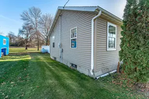 406 1st St N, Hoffman, MN 56339 - Photo 10