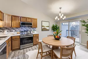 4241 Blackhawk Rd, Eagan, MN 55122 - Photo 12