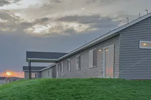 5503 Sundown Pl NW, Rochester, MN 55901 - Photo 4