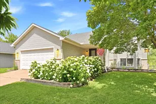 1163 111th Ave NE, Blaine, MN 55434 - Photo 2