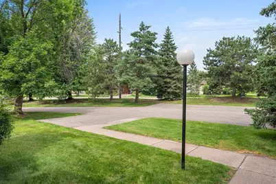 742 County Road F W #1002, Shoreview, MN 55126 - Photo 28