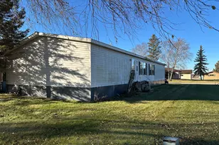 760 Falcon St, Audubon, MN 56511 - Photo 2