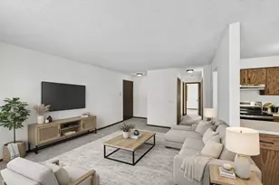 4372 Buckingham Ct, Vadnais Heights, MN 55127 - Photo 2