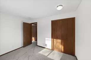 4372 Buckingham Ct, Vadnais Heights, MN 55127 - Photo 26