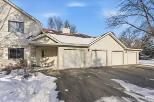 4372 Buckingham Ct, Vadnais Heights, MN 55127 - Photo 30