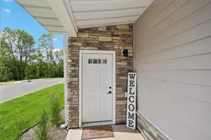 4750 Ironwood Cir, Medina, MN 55359 - Photo 2