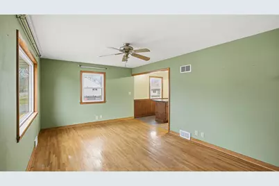 302 Minnesota Avenue E, Minnesota Lake, MN 56068 - Photo 6