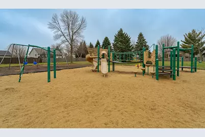 3620 Halling Place SW, Rochester, MN 55902 - Photo 38