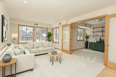 912 Hawthorne Street #105, Alexandria, MN 56308 - Photo 2