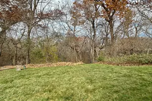 6116 Ridge Dr, Woodbury, MN 55125 - Photo 8