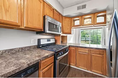 605 Portland Drive E, Burnsville, MN 55337 - Photo 16