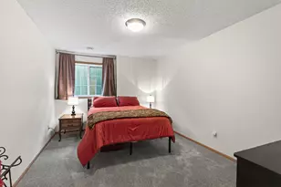 9767 Picket Dr, Eden Prairie, MN 55347 - Photo 22