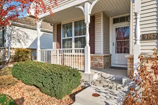 9767 Picket Dr, Eden Prairie, MN 55347 - Photo 28