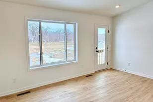 911 3rd St, Wanamingo, MN 55983 - Photo 8