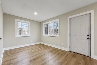 605 10th Avenue NW, Austin, MN 55912 - Photo 4