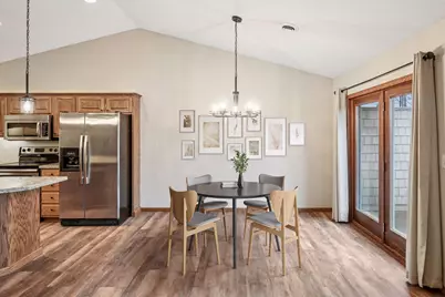 3415 Cambridge Place, River Falls, WI 54022 - Photo 10