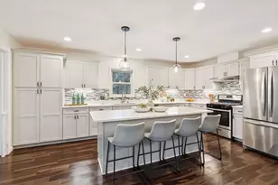 7560 Superior Terrace, Eden Prairie, MN 55344 - Photo 2