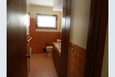 209 Valley High Road, Burnsville, MN 55337 - Photo 8