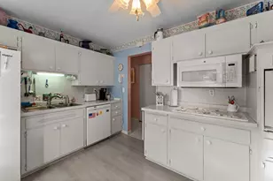 2254 Orchard Ln, White Bear Lake, MN 55110 - Photo 10