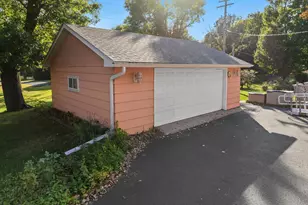 2254 Orchard Ln, White Bear Lake, MN 55110 - Photo 28