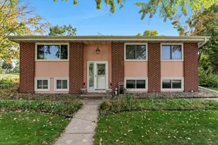 2254 Orchard Ln, White Bear Lake, MN 55110 - Photo 2