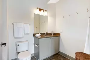 240 Spring St, Saint Paul, MN 55102 - Photo 24