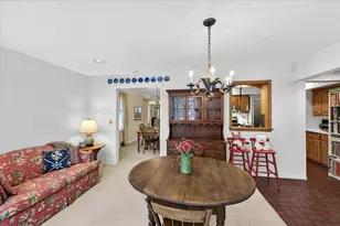 2218 Mt View Ave, Minneapolis, MN 55405 - Photo 10