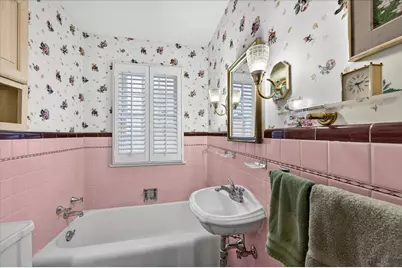 2218 Mount View Avenue, Minneapolis, MN 55405 - Photo 20