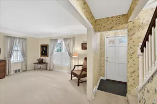 2218 Mt View Ave, Minneapolis, MN 55405 - Photo 2