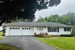 411 Front Street E, Fulda, MN 56131 - Photo 2