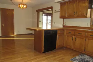 411 Front Street E, Fulda, MN 56131 - Photo 6