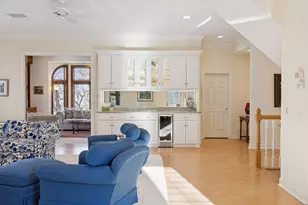 5000 Malibu Dr, Edina, MN 55436 - Photo 8