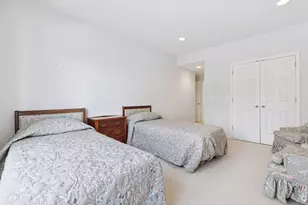 5000 Malibu Dr, Edina, MN 55436 - Photo 48