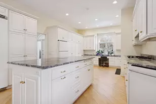 5000 Malibu Dr, Edina, MN 55436 - Photo 28